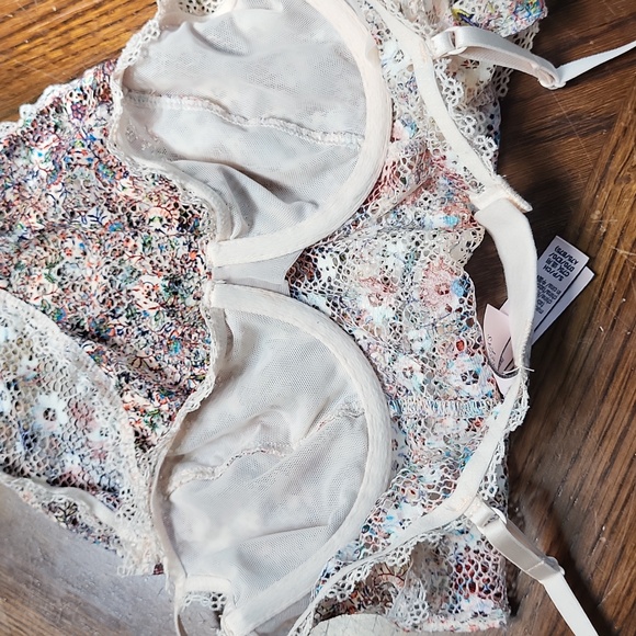 Victoria's Secret Bodysuit - Picture 7 of 10